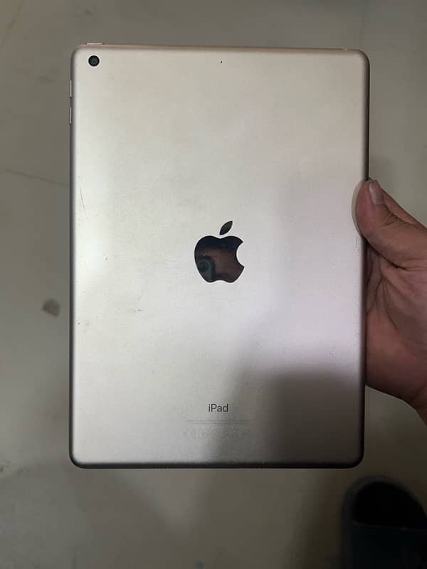 iPad 5th generation 0