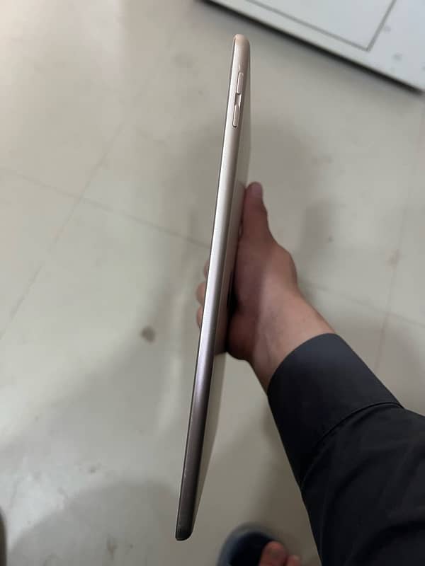 iPad 5th generation 5