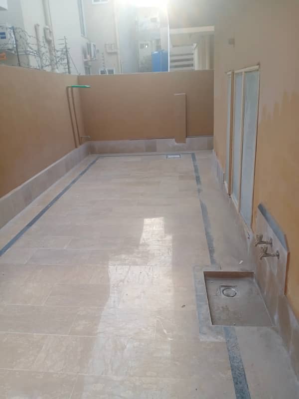 10 Marla lower portation independent marble floor near main road market park prime location 4