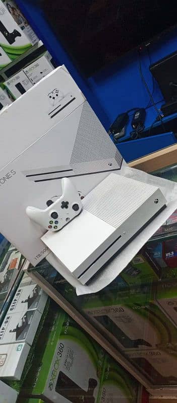 Xbox one s 4