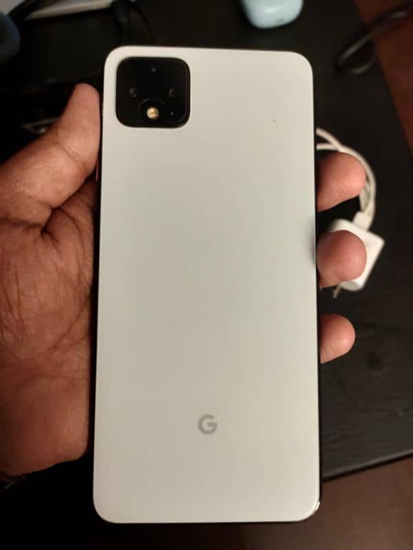 Google pixel 4xl white color with original charger 10/10 1