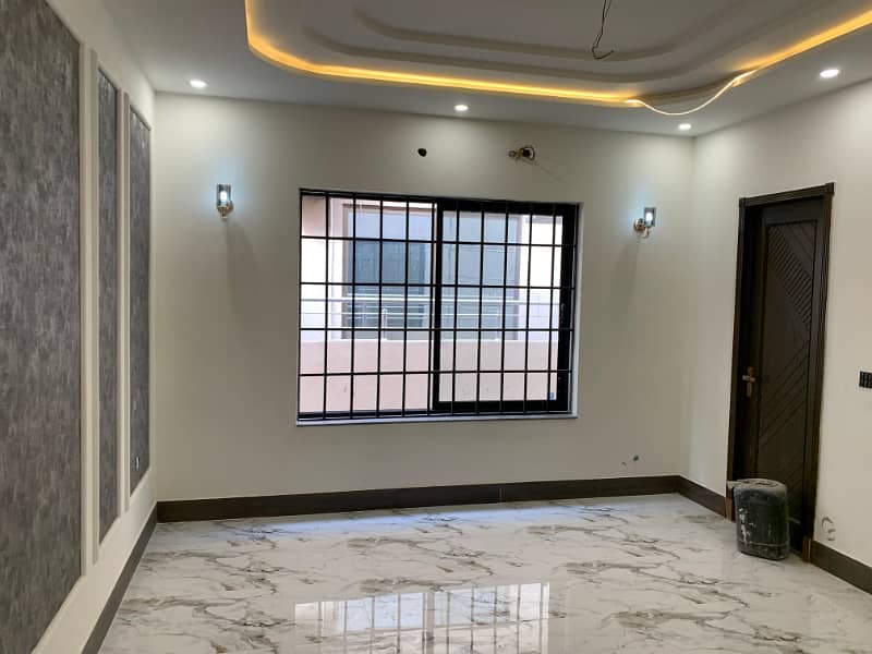 Johar town lhr 12 Marla newly house for sale 36