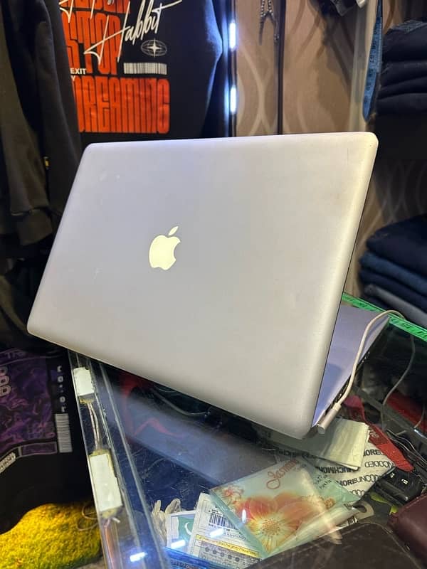 Macbook pro i7 All Ok For Sale 7