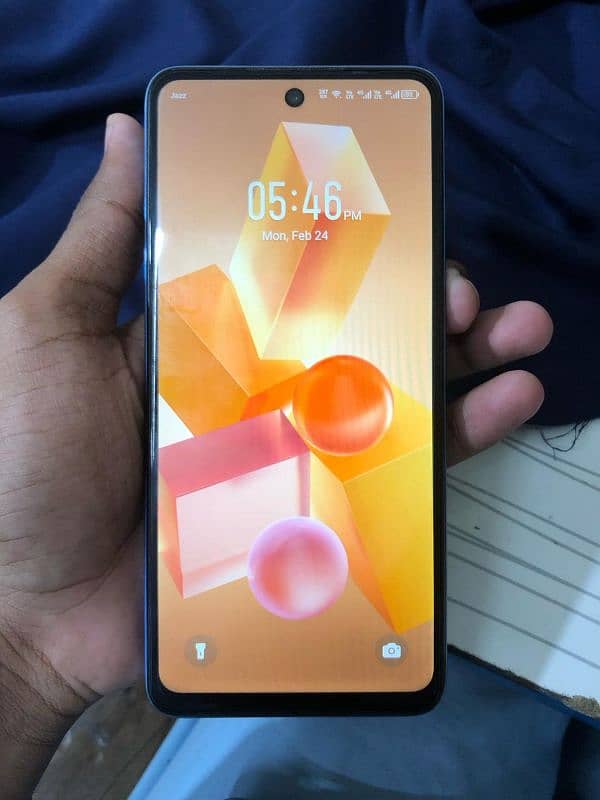 Infinix Hot 40i 0