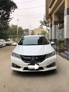 Honda Grace Hybrid 2015