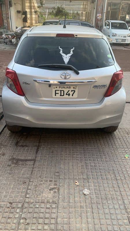 Toyota Vitz 2013 1