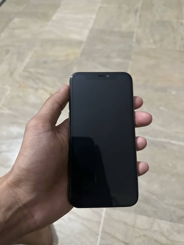 iPhone 11 Pro non pta 4