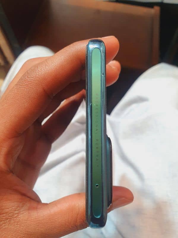 Vivo 30 2