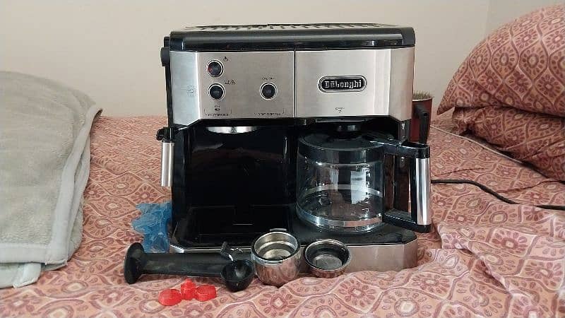 Delonghi Coffee Machine 0