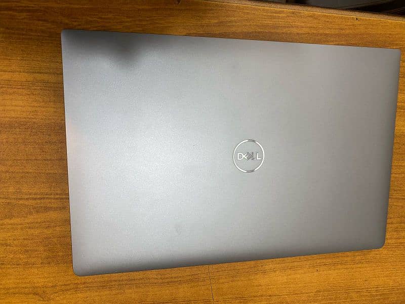 Dell Core i7 Precision 5540 1