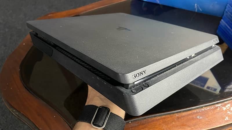 Ps4 Slim 1 TB 5