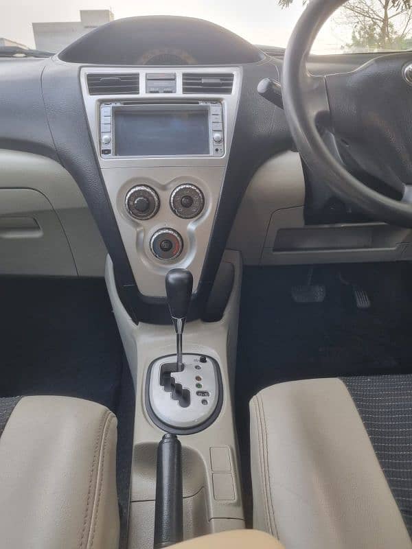 Toyota Belta 2012 DR USE GENION CONDITION 8