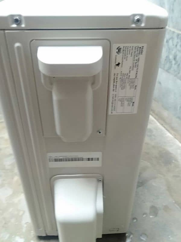 Brand New AC Haier 1 ton 8