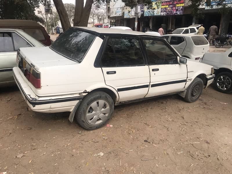 Toyota Corolla 1986 3