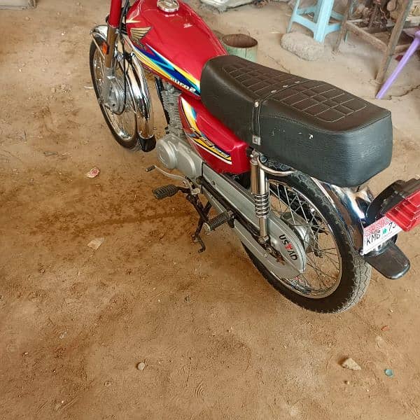 I'm selling my honda 125 model 2018 4