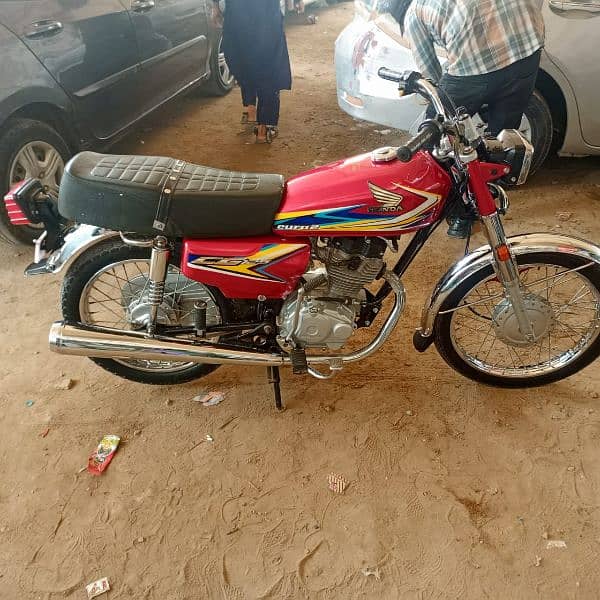 I'm selling my honda 125 model 2018 8