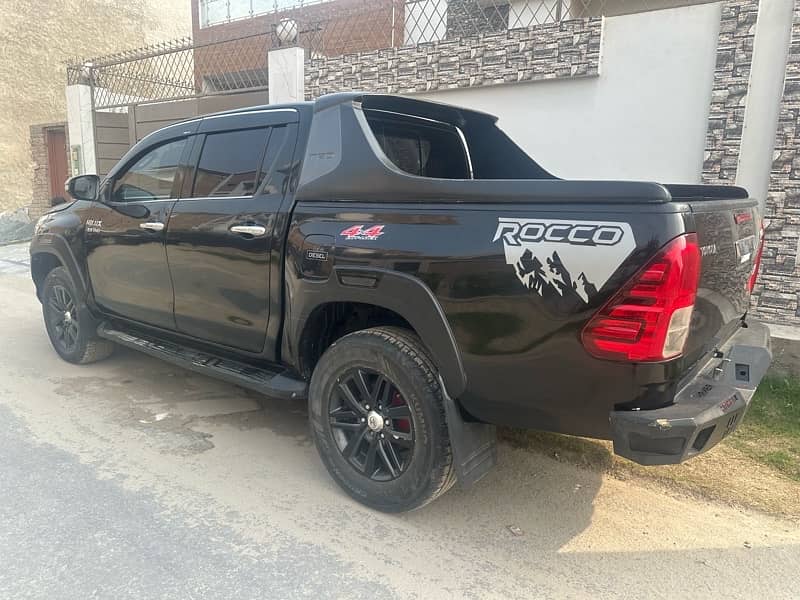 Toyota Hilux 2017 10