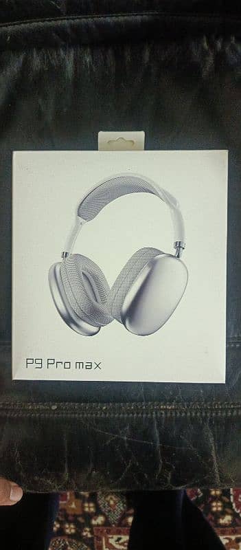 P 9 Headphones Pro Max 1