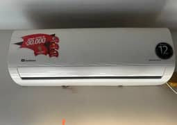 Dawlance 1 ton inverter Ac  new used 1 season contact only on Whatsapp