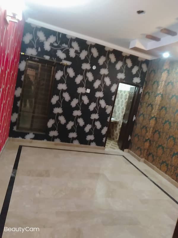 Vip beautiful 5 marla lower portion is available for rent in sabzazar lhr 11