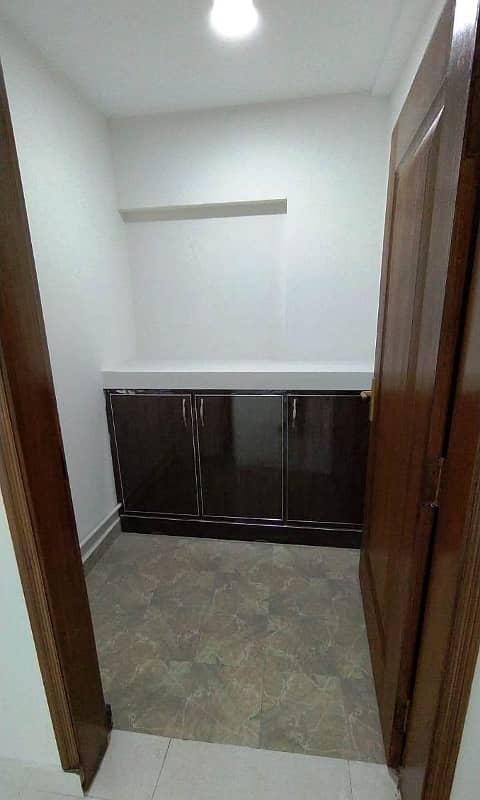 Army Flat 3-Bedroom For Rent In Sector B Askari 11 Lahore 2