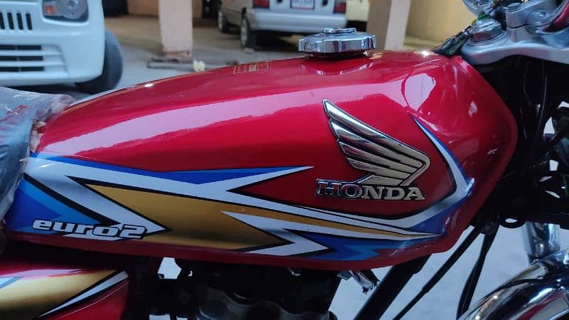 CG honda 125 larkana num 2020 mint conditi 7