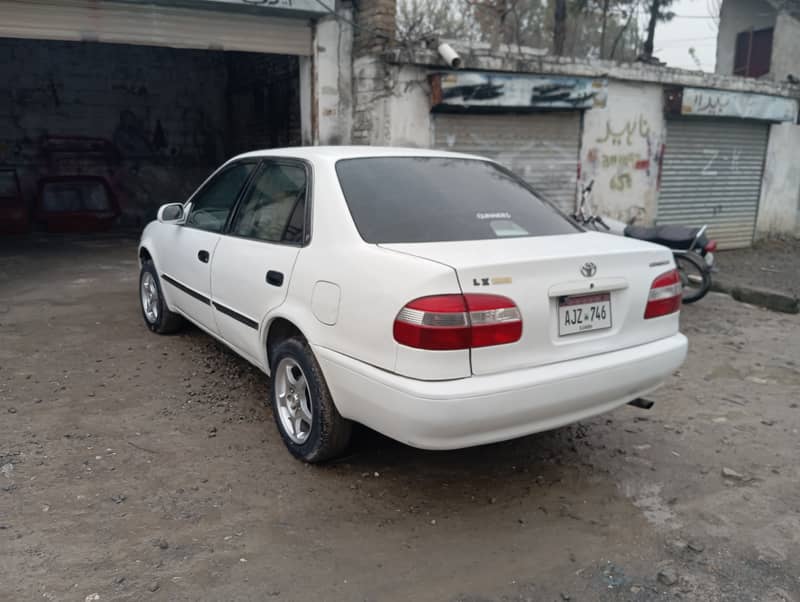 Toyota Corolla 2 se saloon 1999 3