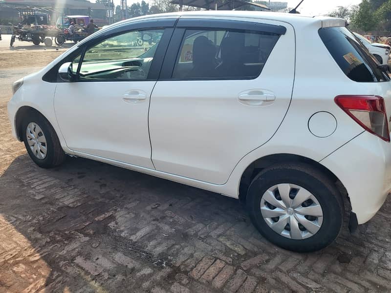 Toyota Vitz 2012/15 ( 95%Geniune) Urgent Sale (only calls required) 2