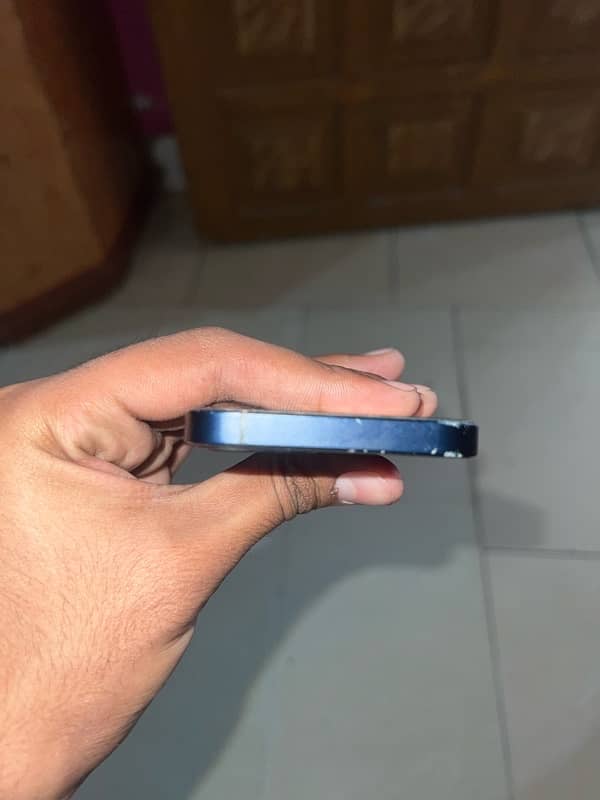 Iphone 12 mini 4