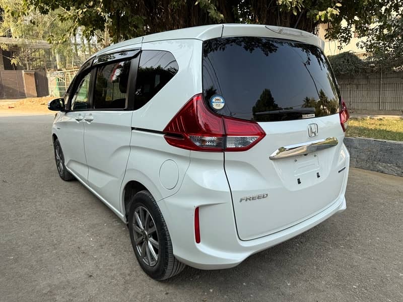 Honda Freed Hybrid EX 2019 3