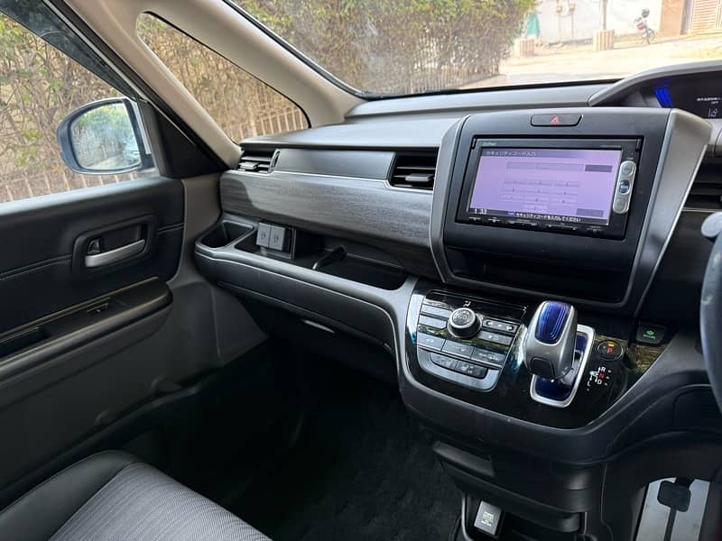 Honda Freed Hybrid EX 2019 12