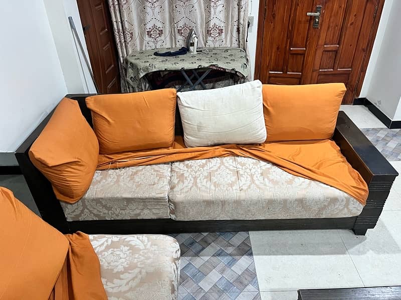 Beige L Shaped Sofa Set With Table And Covers 3