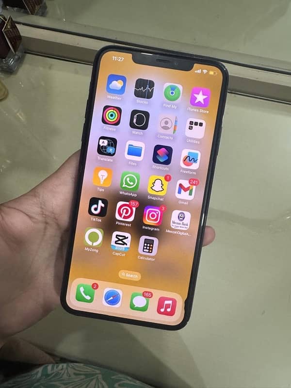 iPhone 11 pro 3