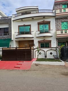 Double story house for rent in G-13