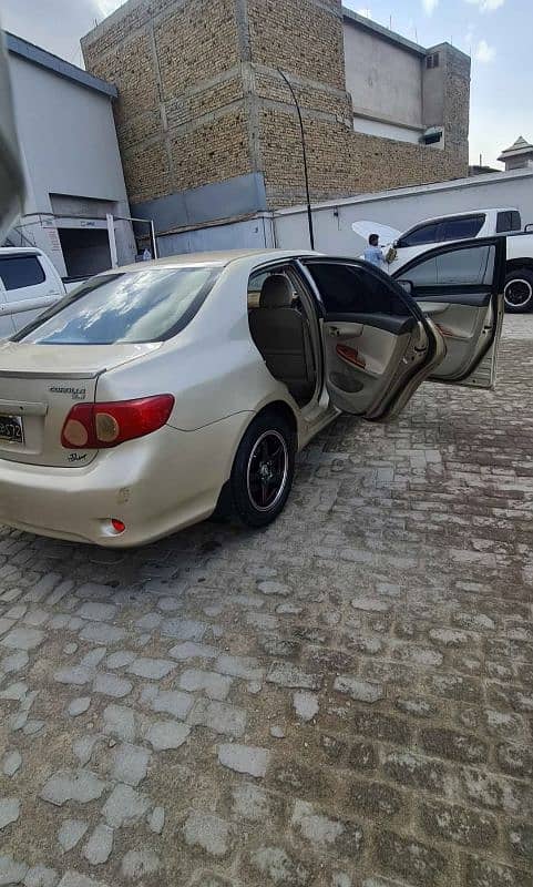 Toyota Corolla GLI 2010 1