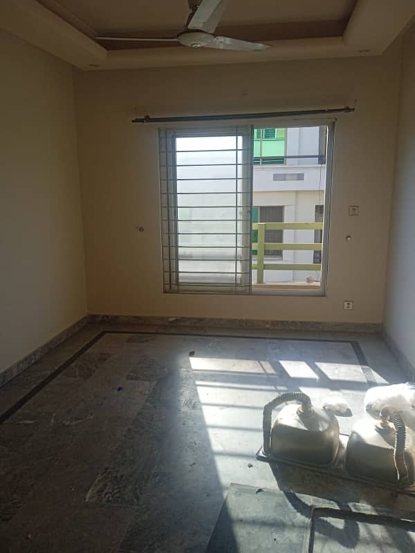 25*50 First floor for rent in G-14/3 2