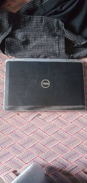 Dell laptop latitude core i5 2nd 4gb ram 300gb hard 2