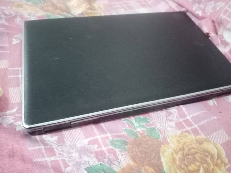 i3 2nd gen 8gb ram 256 SSD + 256 hard drive 2