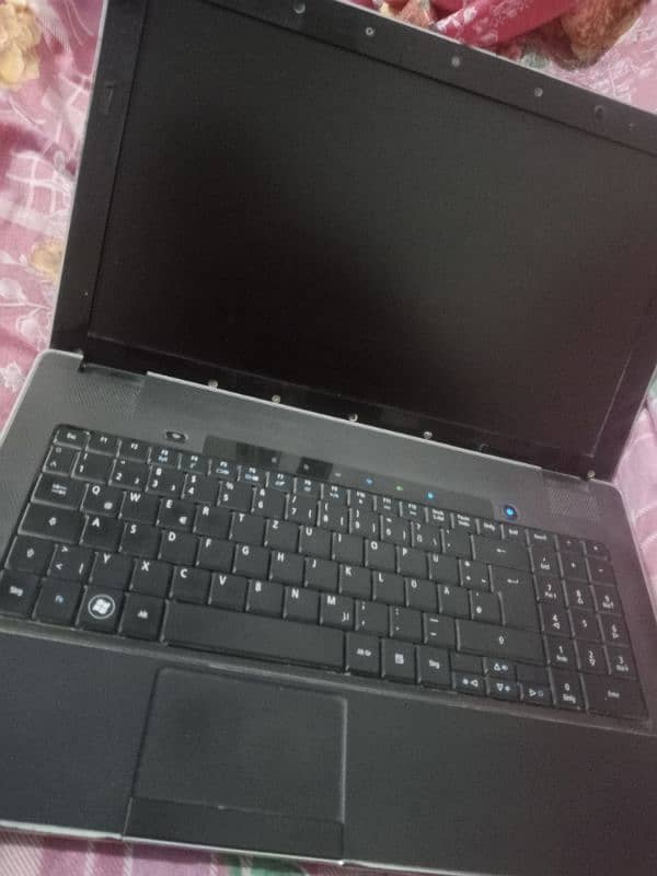 i3 2nd gen 8gb ram 256 SSD + 256 hard drive 3