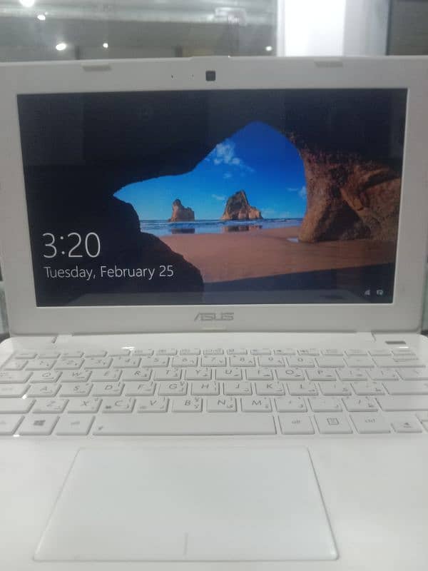 Asus laptop 2gb ram or 120gb ssd 2