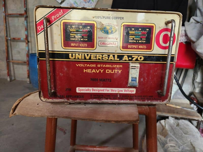 Universal voltage stabilizer heavy duty.  A-100 10000 watt 2