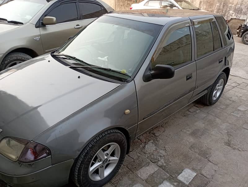 Suzuki Cultus 2011 7