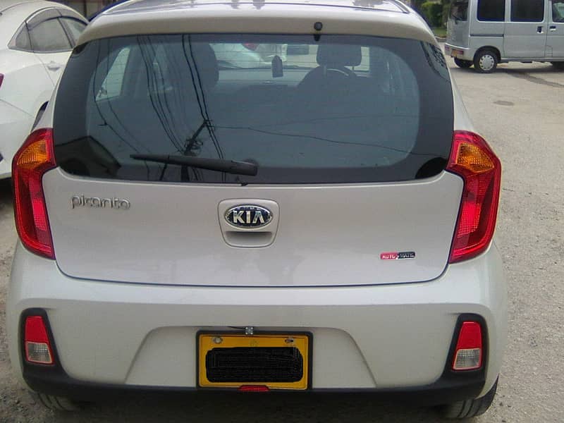 KIA PICANTO MODEL 2020 AUTOMATIC BEIGE COLOUR BEHTREEN CONDITION 3