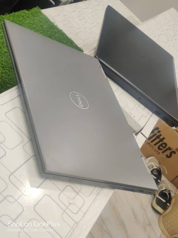 Dell inspiron 1