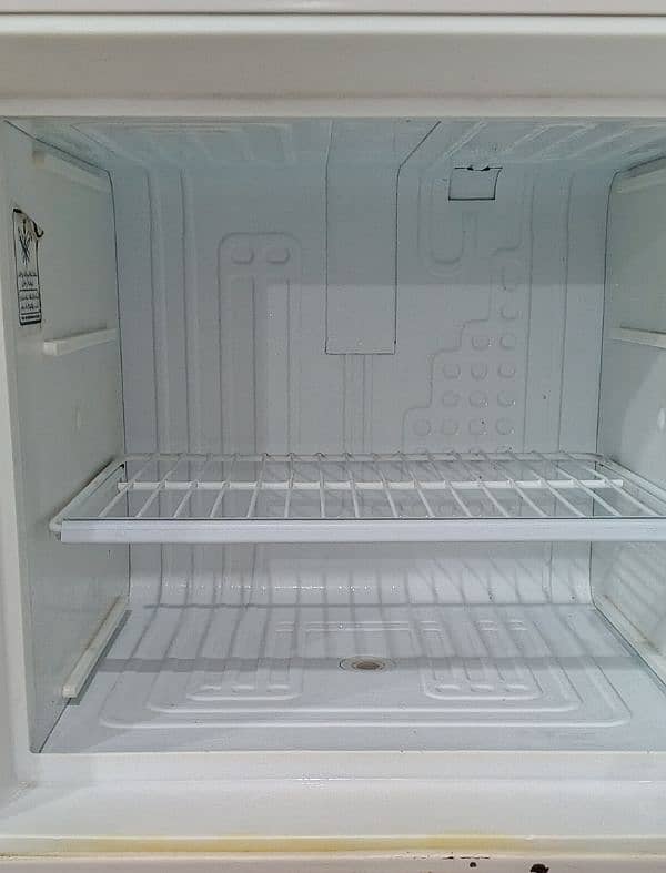 Dawlance Refrigerator 0