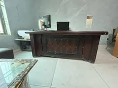 I want to sale my wooden office table. totally wooden work