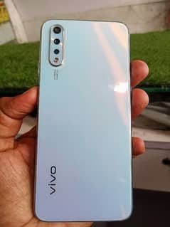 VIVO S1 in Good Condition with box