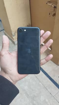 iPhone SE 2020 urgent sale