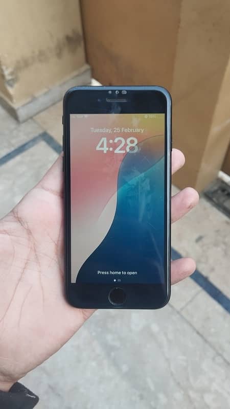 iPhone SE 2020 urgent sale 2