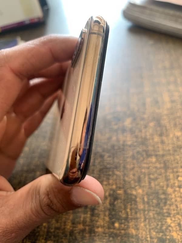 iPhone XS 64 GB PTA 6